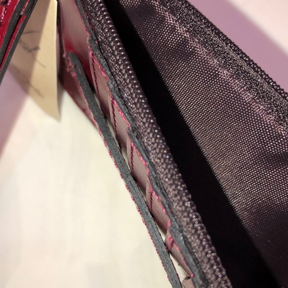 Patricia Nash Alanna Maroon Distressed Vintage Leather Card Wallet NWT & Card - Picture 12 of 16
